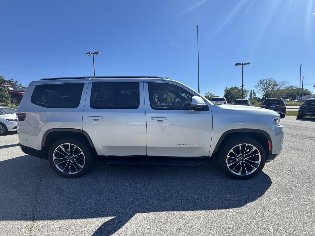 Jeep Wagoneer  2022