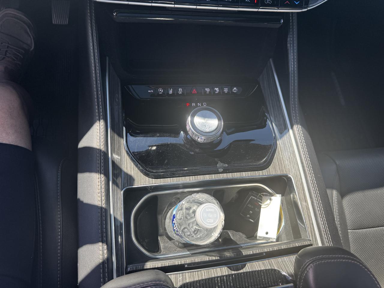 Jeep Wagoneer  2022