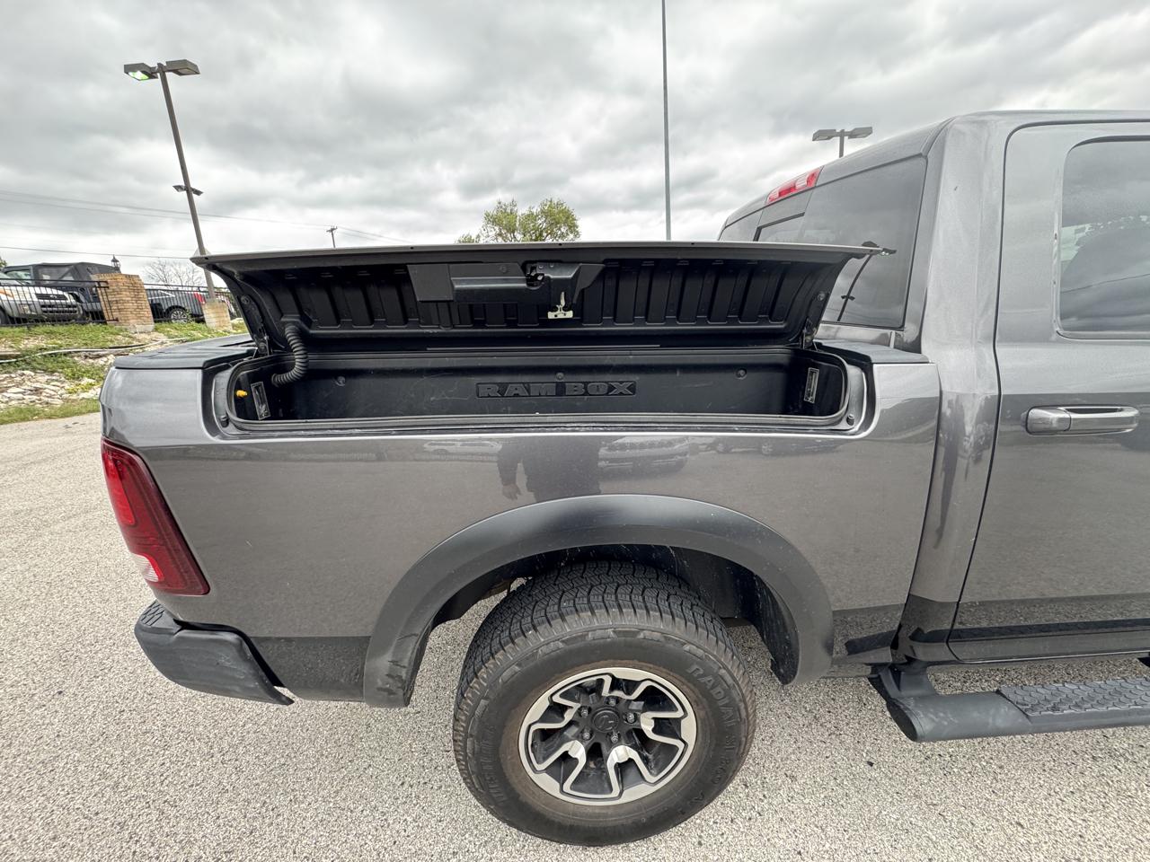 RAM 1500 Rebel Crew Cab SWB 4WD 2017