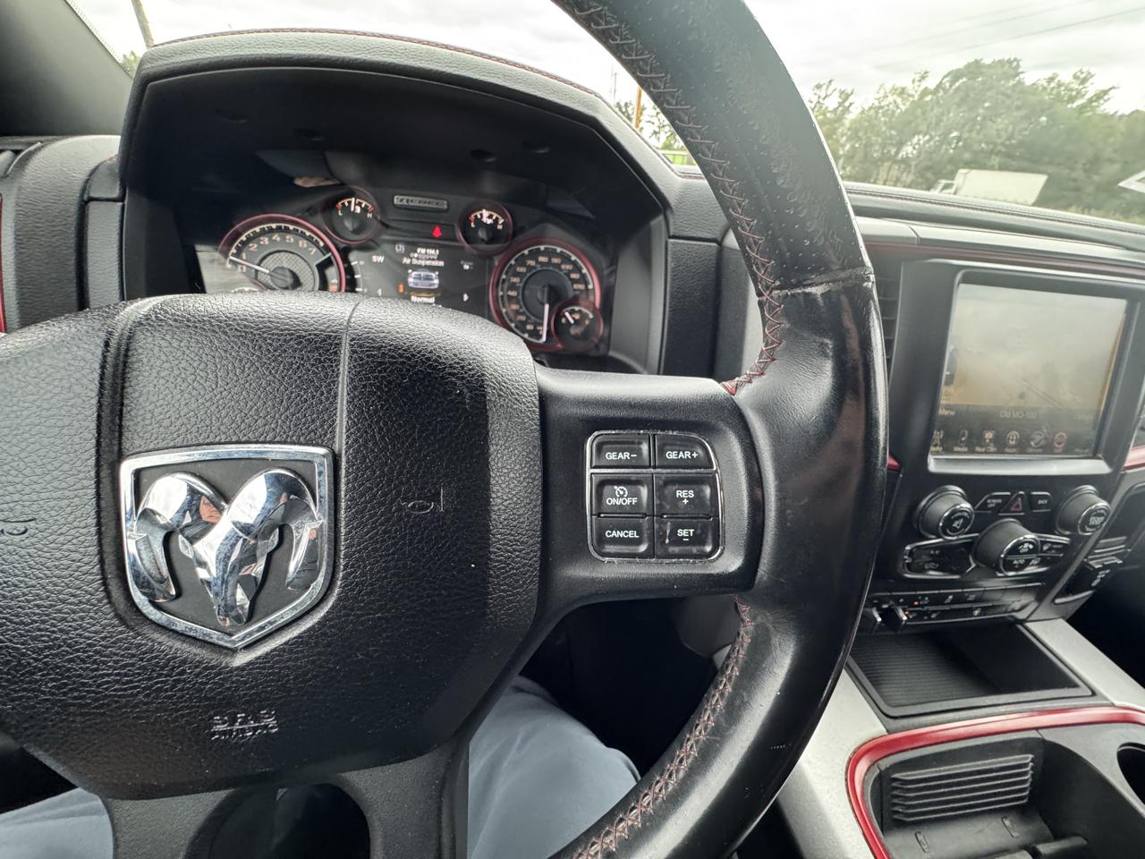 RAM 1500 Rebel Crew Cab SWB 4WD 2017