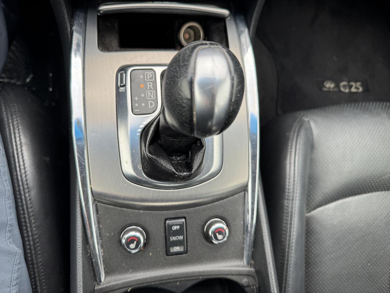 Infiniti G Sedan G25x AWD 2011
