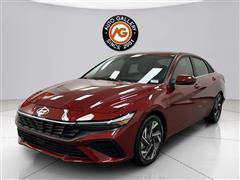 2024 Hyundai Elantra Hybrid 