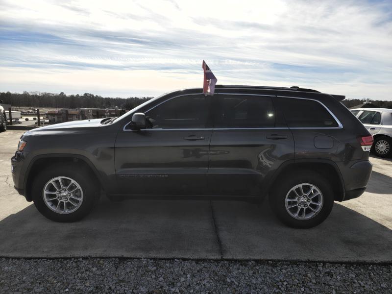 Jeep Grand Cherokee Laredo 2WD 2020