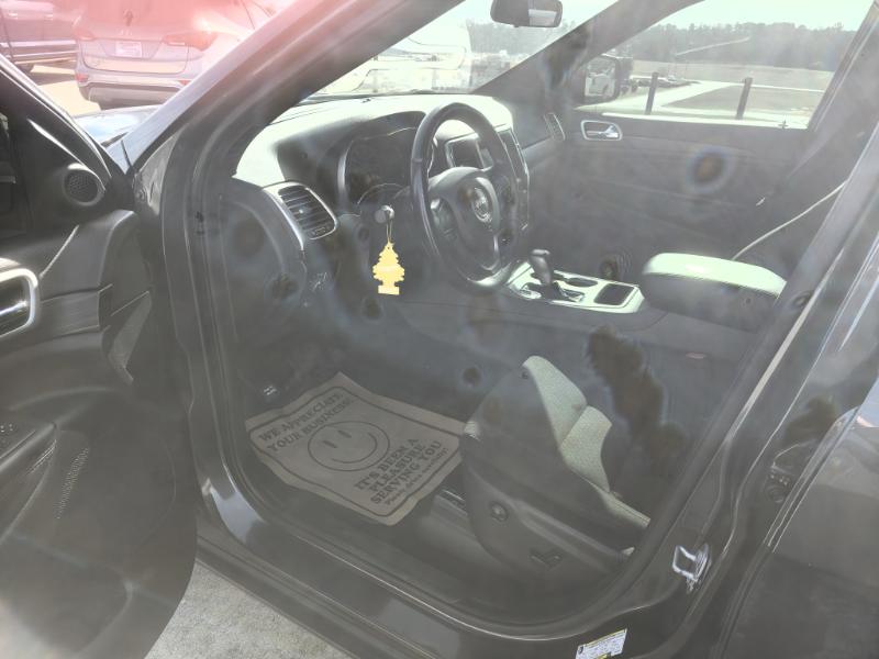 Jeep Grand Cherokee Laredo 2WD 2020