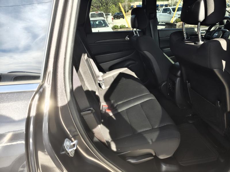 Jeep Grand Cherokee Laredo 2WD 2020