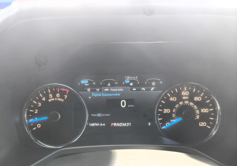 Ford F-150 Platinum 4WD SuperCrew 5.5' Box 2015