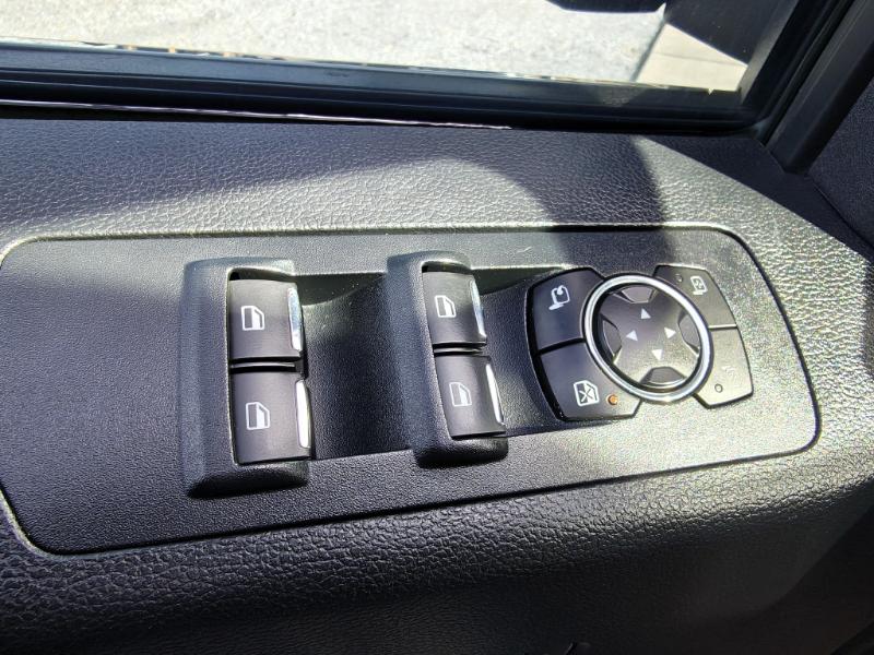 Ford F-150 Platinum 4WD SuperCrew 5.5' Box 2015