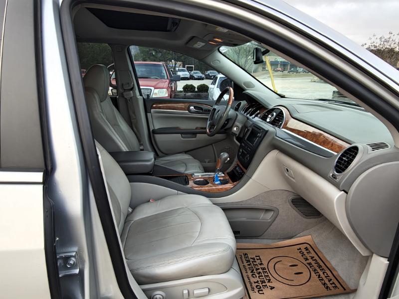 Buick Enclave Leather FWD 2012