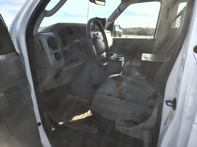 Ford Econoline E-150 2014