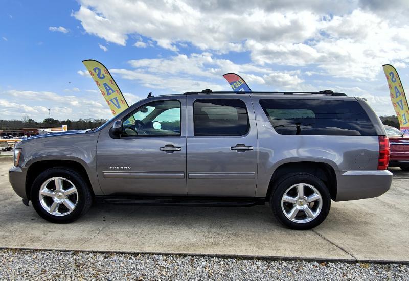 Chevrolet Suburban LT 1500 2WD 2013