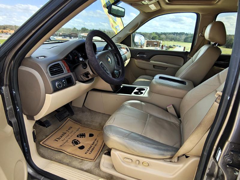 Chevrolet Suburban LT 1500 2WD 2013