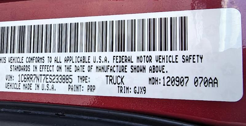 RAM 1500 Laramie Crew Cab SWB 4WD 2014