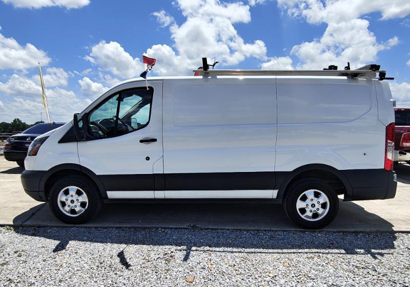 Ford Transit 250 Van Low Roof w/Sliding Pass. 130-in. WB 2019