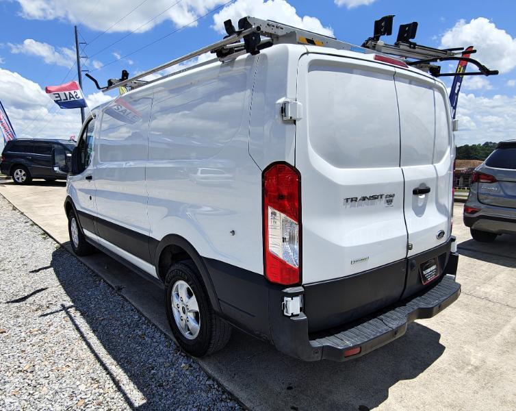 Ford Transit 250 Van Low Roof w/Sliding Pass. 130-in. WB 2019