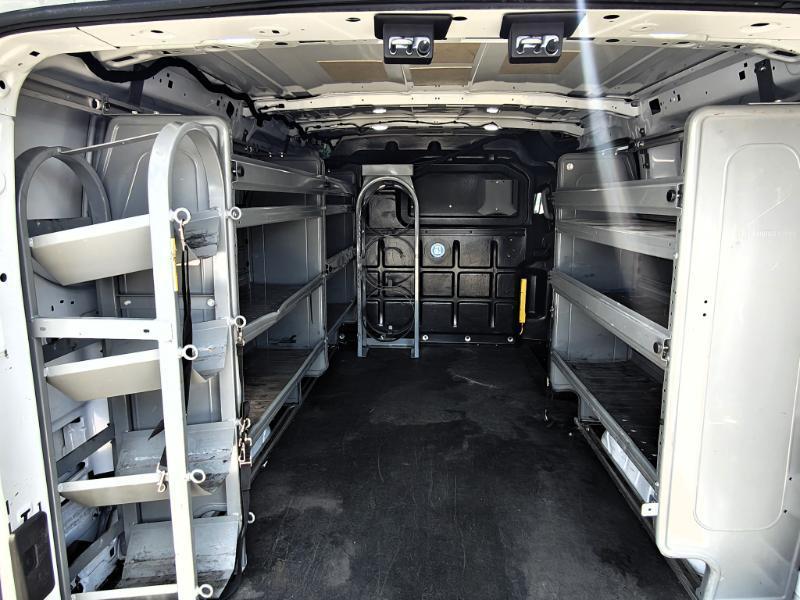 Ford Transit 250 Van Low Roof w/Sliding Pass. 130-in. WB 2019