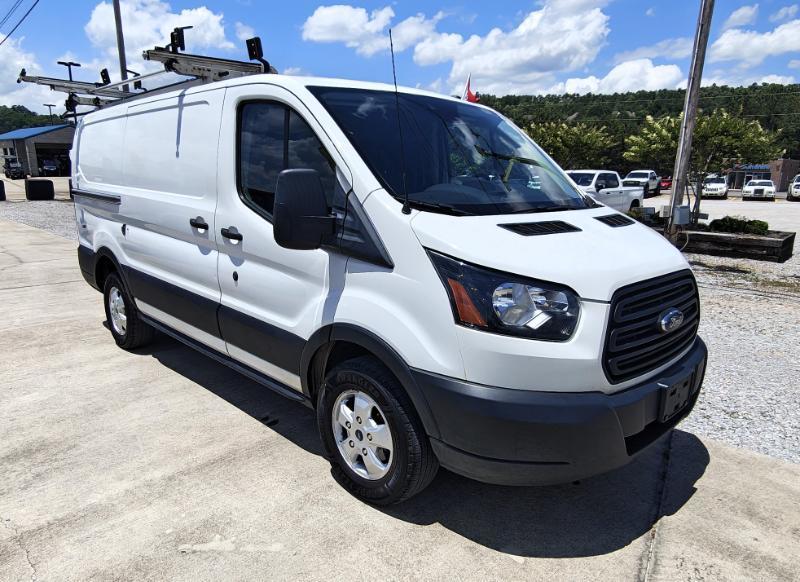 Ford Transit 250 Van Low Roof w/Sliding Pass. 130-in. WB 2019