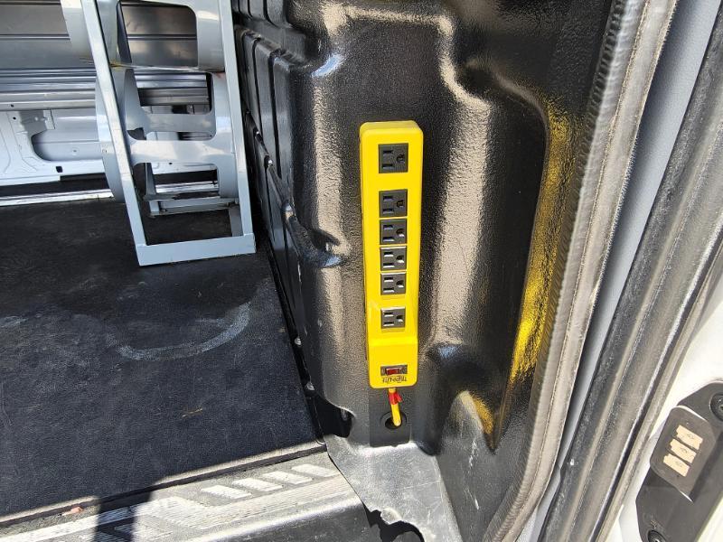 Ford Transit 250 Van Low Roof w/Sliding Pass. 130-in. WB 2019