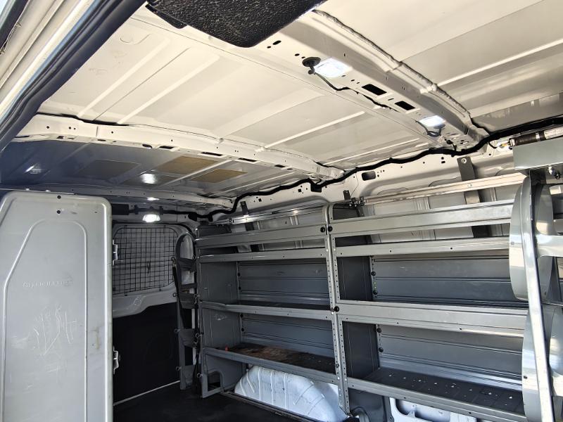 Ford Transit 250 Van Low Roof w/Sliding Pass. 130-in. WB 2019