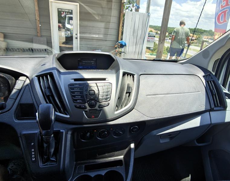 Ford Transit 250 Van Low Roof w/Sliding Pass. 130-in. WB 2019