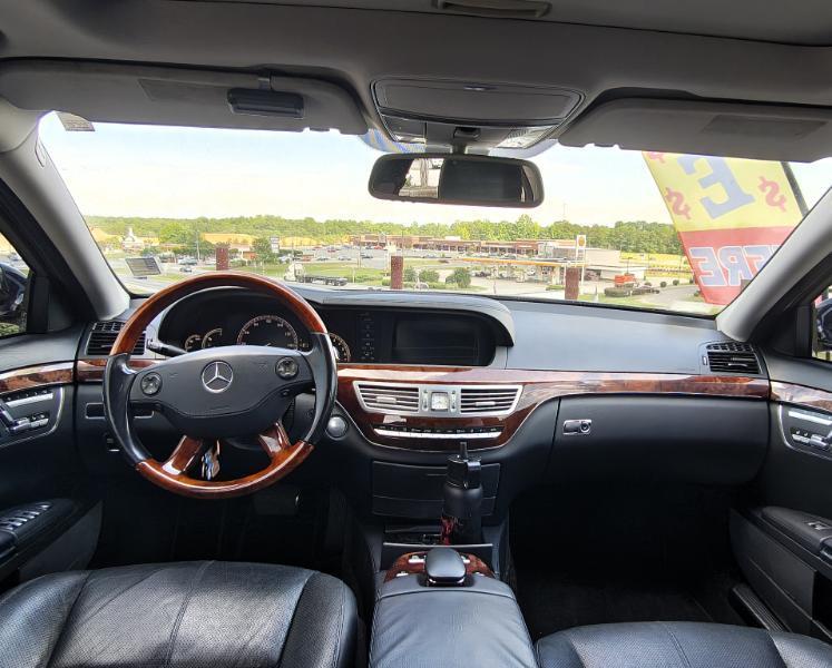 Mercedes-Benz S-Class S550 2008
