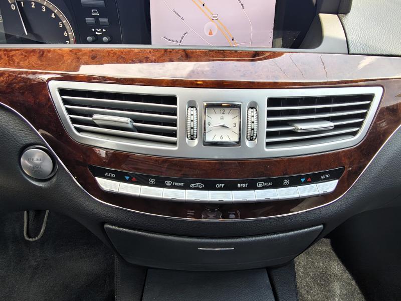 Mercedes-Benz S-Class S550 2008