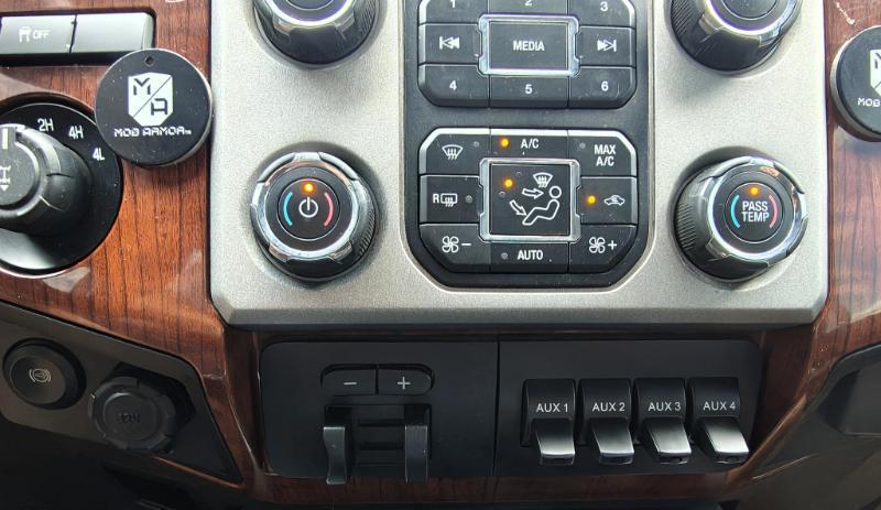 Ford F-250 SD King Ranch Crew Cab 4WD 2015