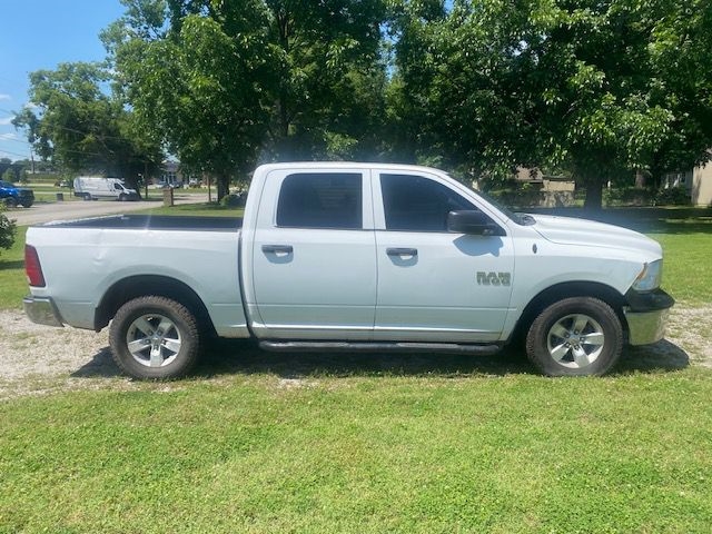 RAM 1500 Tradesman Crew Cab SWB 4WD 2014