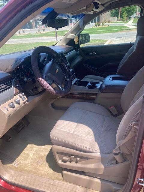 Chevrolet Suburban LS 4WD 2016