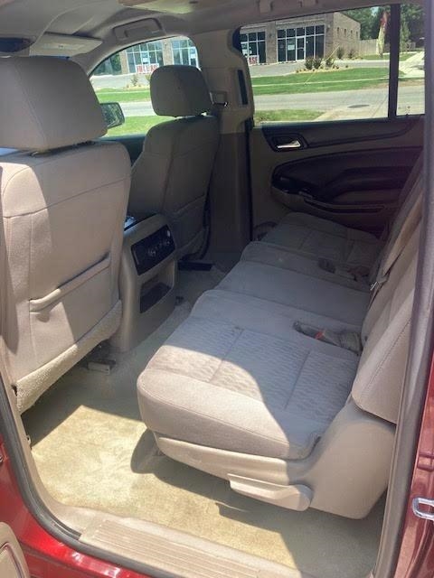 Chevrolet Suburban LS 4WD 2016