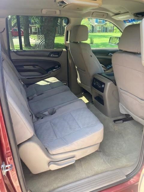 Chevrolet Suburban LS 4WD 2016