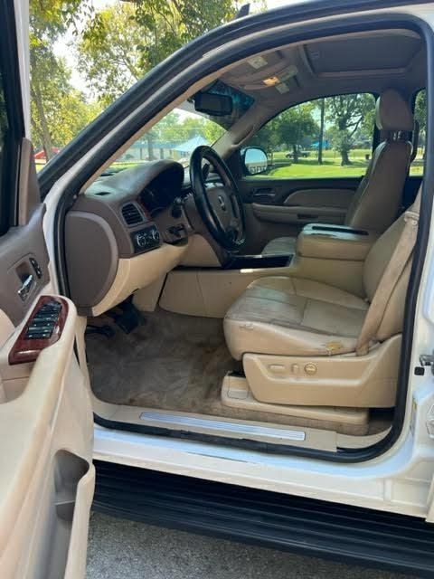 GMC Yukon SLT-1 4WD 2009