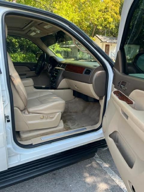 GMC Yukon SLT-1 4WD 2009