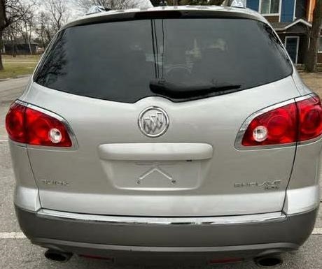 Buick Enclave CXL FWD 2008