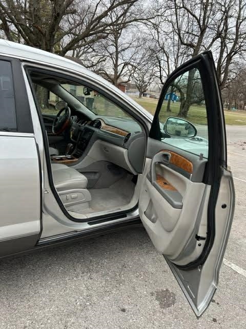 Buick Enclave CXL FWD 2008