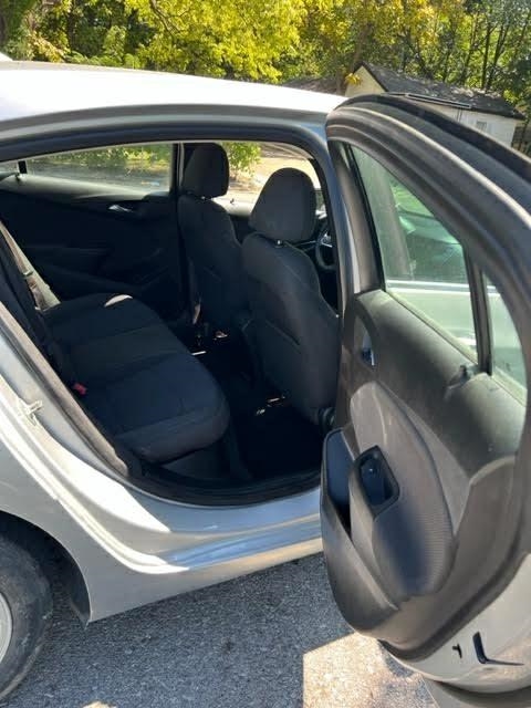 Chevrolet Cruze LT Auto Hatchback 2017