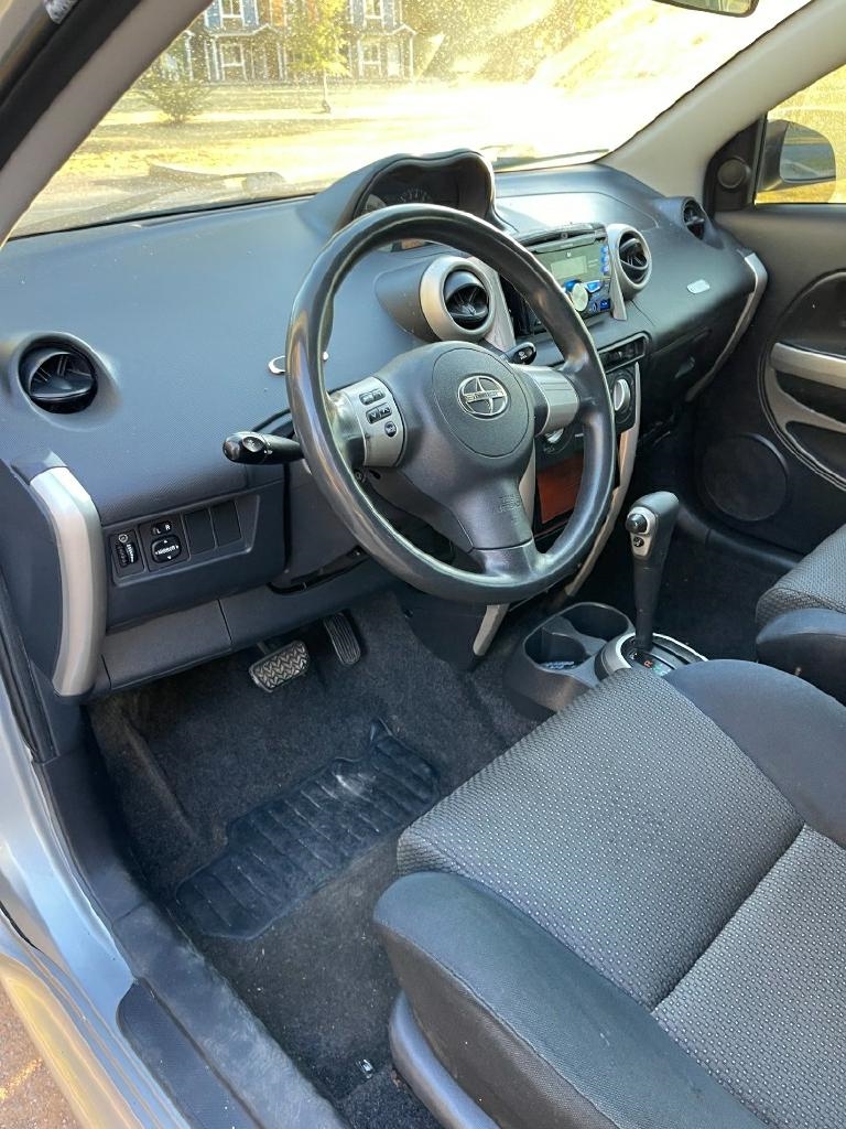 Scion xA Hatchback 2006