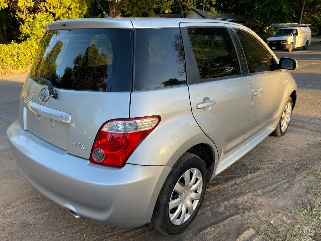 Scion xA Hatchback 2006