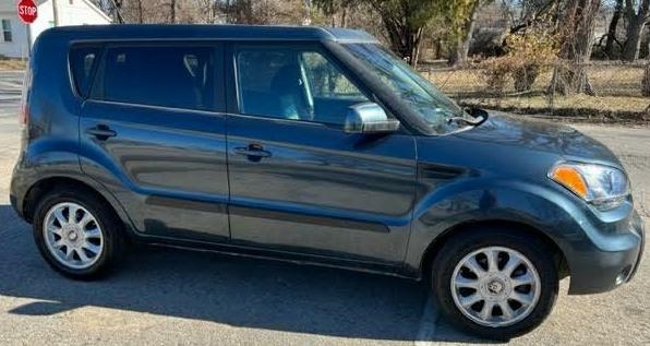Kia Soul + 2011