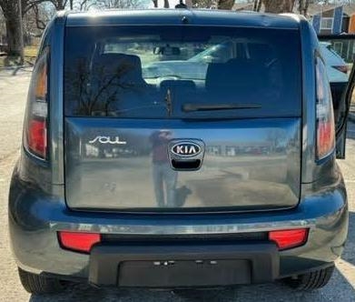 Kia Soul + 2011