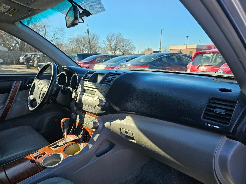 Toyota Highlander Limited 2WD 2008