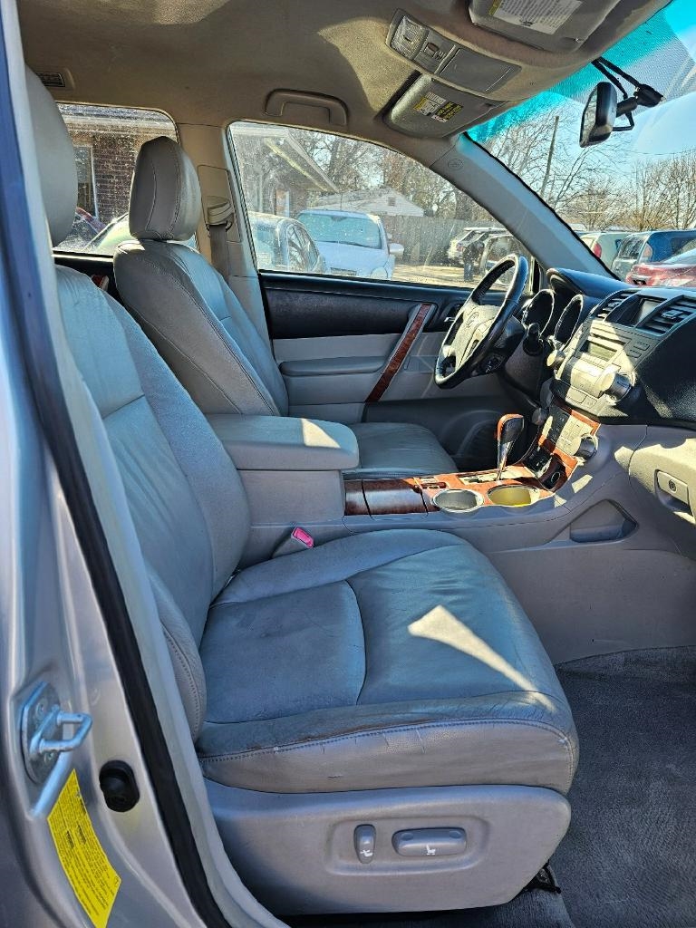 Toyota Highlander Limited 2WD 2008