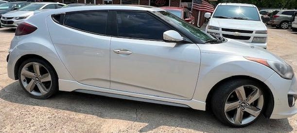 2013 Hyundai Veloster Base