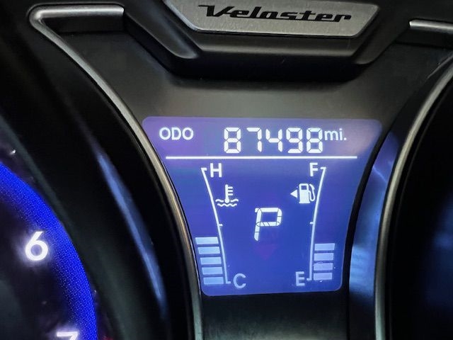 Hyundai Veloster Base 2013