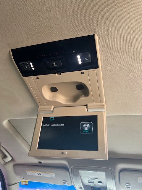 Chevrolet Tahoe LTZ 4WD 2015