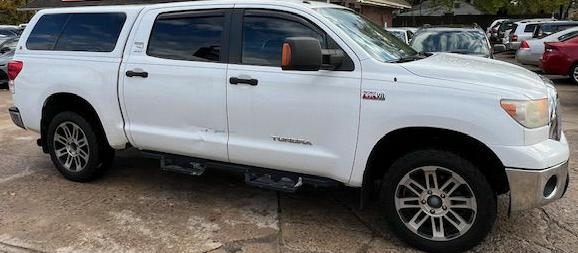 2013 Toyota Tundra Tundra-Grade CrewMax 5.7L FFV 4WD