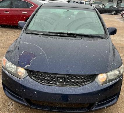 Honda Civic LX Coupe 5-Speed AT 2010