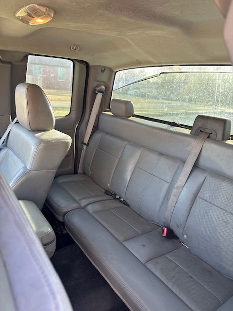 Ford F-150 Lariat SuperCab 2WD 2005