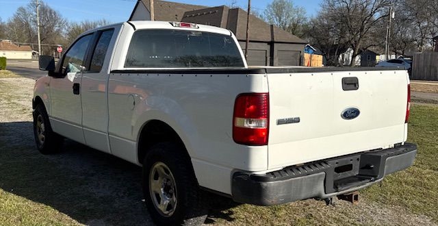 Ford F-150 Lariat SuperCab 2WD 2005