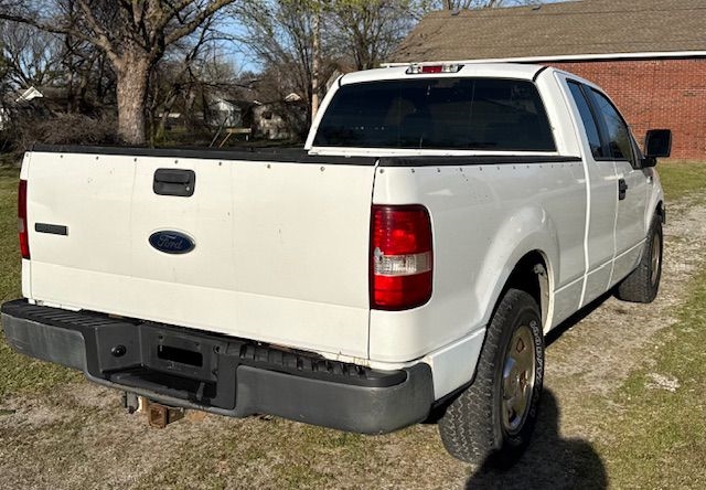 Ford F-150 Lariat SuperCab 2WD 2005