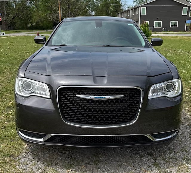 Chrysler 300 Limited RWD 2017